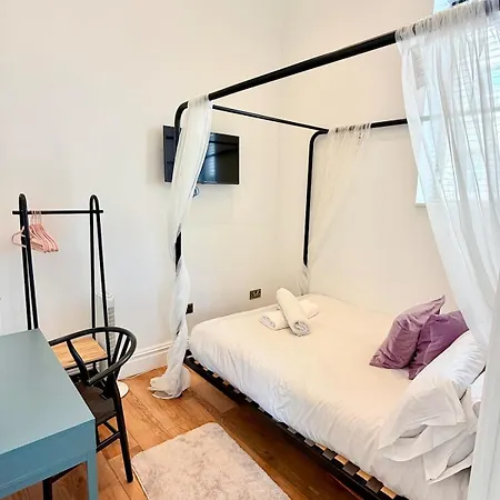 公寓 The Nest - Sleeps 7 - Free Off Street Parking 布里斯托