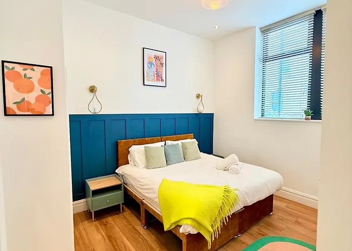 The Nest - Sleeps 7 - Free Off Street Parking ブリストル